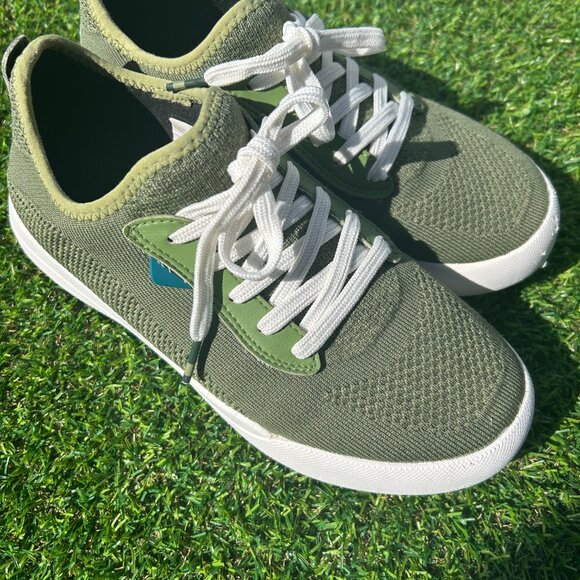 VESSI SOLD OUT WATERPROOF WEEKEND SNEAKER SZ - Picture 2 of 5